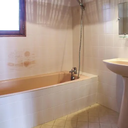 Vakantiehuis Three-bedroom In Sur La Tranche-sur-Mer