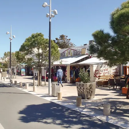 Three-bedroom In Sur La Tranche-sur-Mer