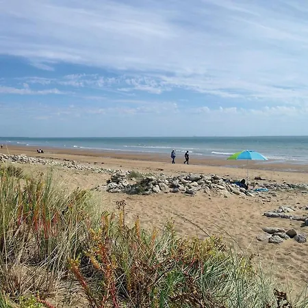 3 Bedroom Beautiful Home In La Tranche Sur Mer